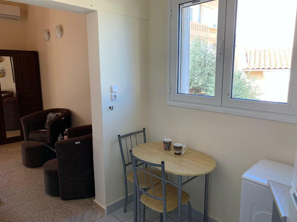Cozy One-Bedroom Apartment In Halepa, Chania Χανιά Εξωτερικό φωτογραφία